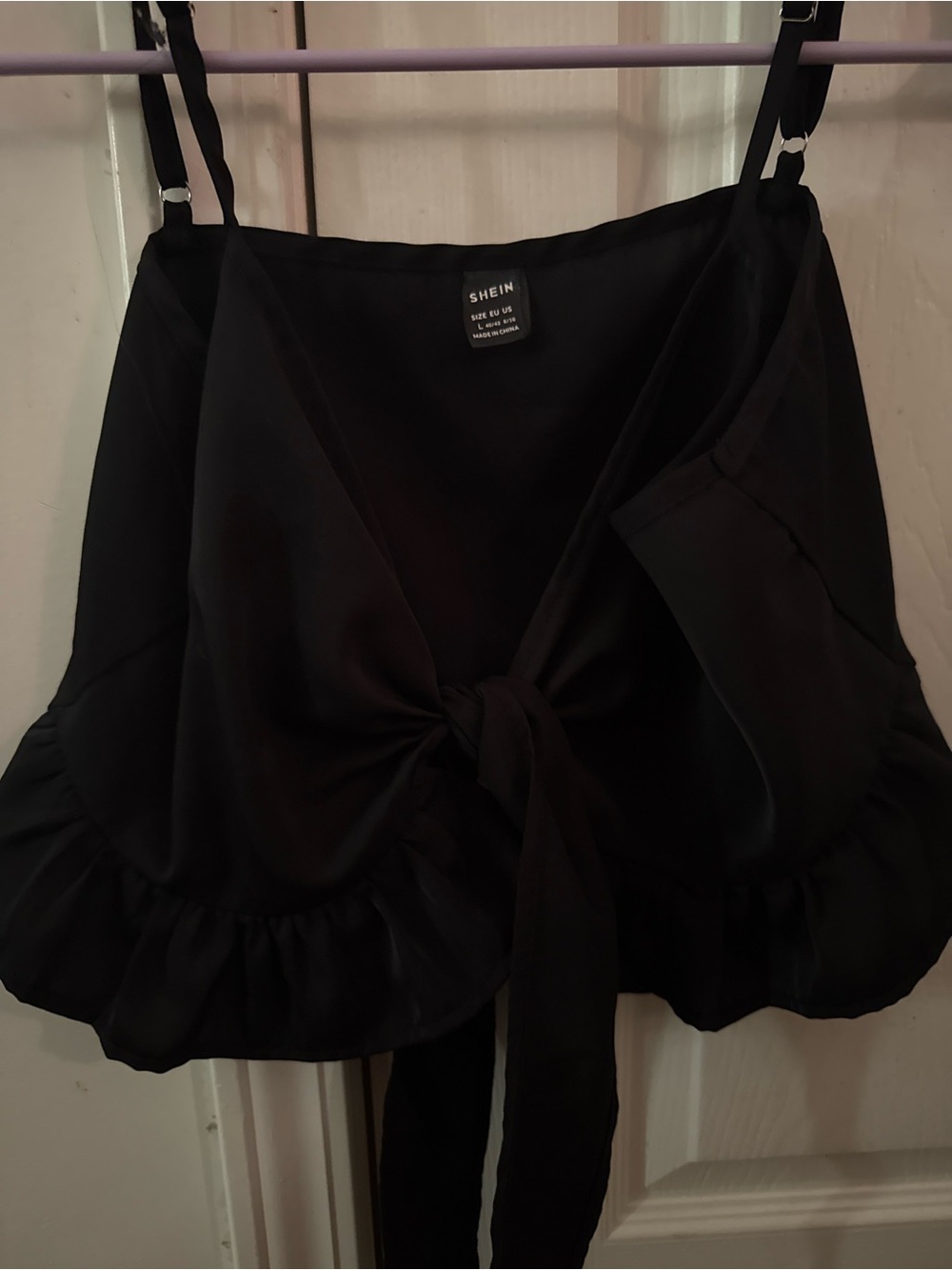 SHEIN Black Tie-Front Ruffle Crop Top